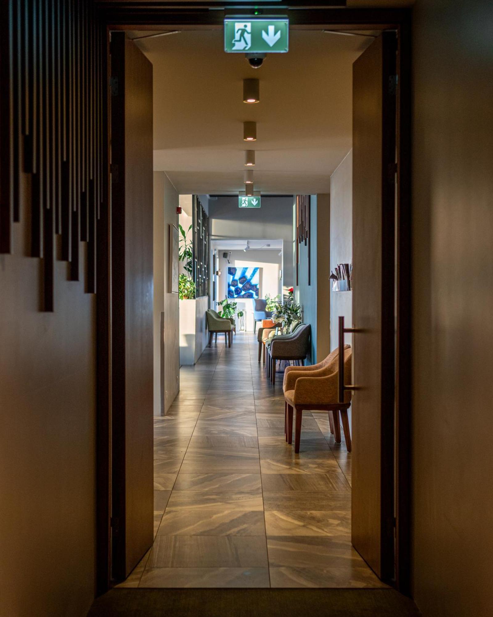 Umi Hotel Скоугар Екстериор снимка